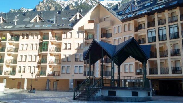 شقة Vivienda Turistica Pirineos XXI كانفرانك الغرفة الصورة